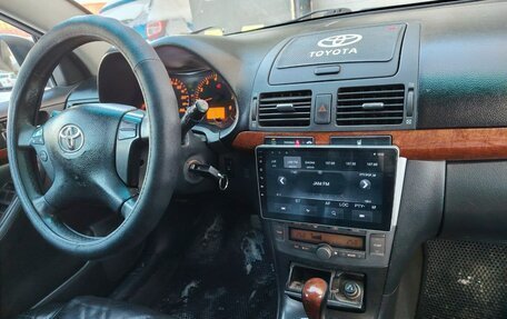 Toyota Avensis III рестайлинг, 2006 год, 700 000 рублей, 5 фотография