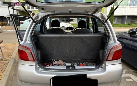 Toyota Vitz, 2000 год, 330 000 рублей, 9 фотография