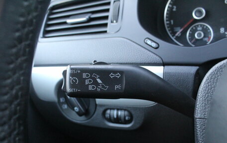 Volkswagen Jetta VI, 2012 год, 1 230 000 рублей, 9 фотография