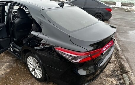 Toyota Camry, 2018 год, 2 350 000 рублей, 18 фотография