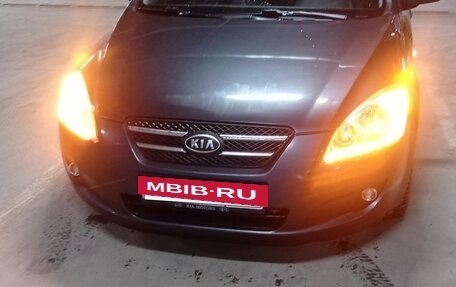 KIA cee'd I рестайлинг, 2009 год, 720 000 рублей, 2 фотография