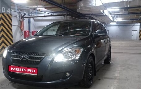 KIA cee'd I рестайлинг, 2009 год, 720 000 рублей, 14 фотография