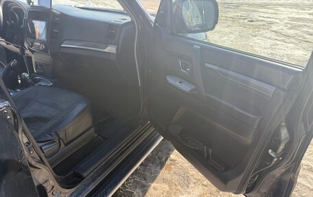 Mitsubishi Pajero IV, 2007 год, 1 300 000 рублей, 16 фотография