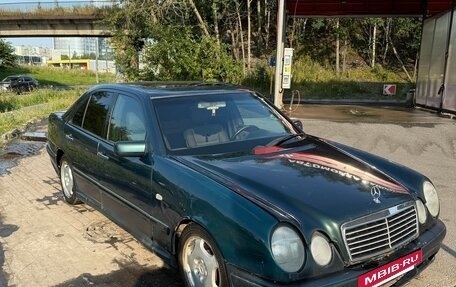 Mercedes-Benz E-Класс, 1996 год, 400 000 рублей, 3 фотография