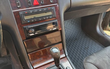 Mercedes-Benz E-Класс, 1996 год, 400 000 рублей, 10 фотография