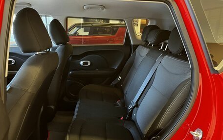 KIA Soul II рестайлинг, 2018 год, 1 750 000 рублей, 15 фотография