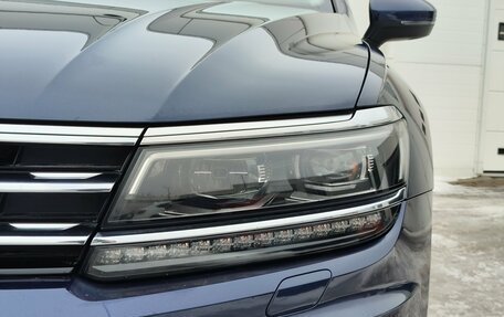 Volkswagen Tiguan II, 2017 год, 2 649 000 рублей, 3 фотография