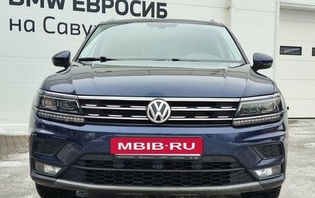 Volkswagen Tiguan II, 2017 год, 2 649 000 рублей, 2 фотография