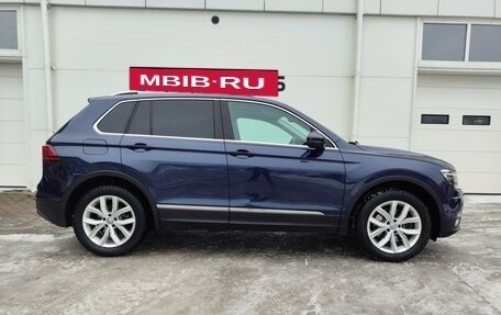 Volkswagen Tiguan II, 2017 год, 2 649 000 рублей, 27 фотография