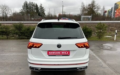 Volkswagen Tiguan II, 2021 год, 4 500 000 рублей, 5 фотография