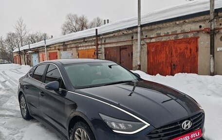 Hyundai Sonata VIII, 2020 год, 2 500 000 рублей, 2 фотография