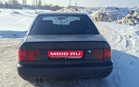Audi A6, 1996 год, 300 000 рублей, 6 фотография