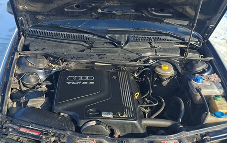 Audi A6, 1996 год, 300 000 рублей, 13 фотография