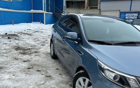 KIA Rio III рестайлинг, 2015 год, 750 000 рублей, 2 фотография