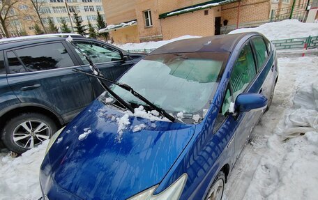 Toyota Prius, 2010 год, 915 000 рублей, 3 фотография