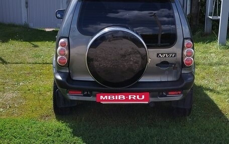 Chevrolet Niva I рестайлинг, 2006 год, 310 000 рублей, 2 фотография