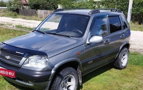 Chevrolet Niva I рестайлинг, 2006 год, 310 000 рублей, 3 фотография