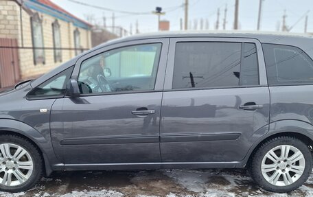 Opel Zafira B, 2010 год, 770 000 рублей, 4 фотография