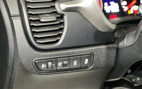 KIA Rio IV, 2021 год, 1 680 000 рублей, 9 фотография