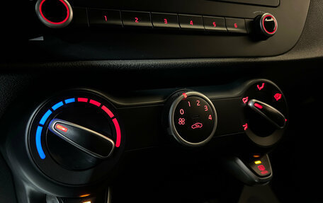 KIA Rio IV, 2021 год, 1 680 000 рублей, 12 фотография