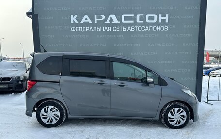 Honda Freed I, 2010 год, 980 000 рублей, 4 фотография