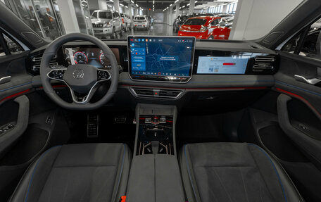 Volkswagen Tiguan, 2025 год, 4 990 000 рублей, 8 фотография