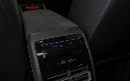 Volkswagen Tiguan, 2025 год, 4 990 000 рублей, 16 фотография