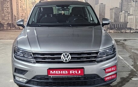 Volkswagen Tiguan II, 2017 год, 2 250 000 рублей, 1 фотография