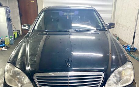 Mercedes-Benz S-Класс, 1999 год, 650 000 рублей, 1 фотография