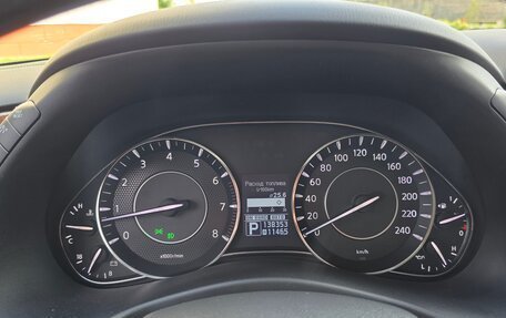 Nissan Patrol, 2012 год, 2 900 000 рублей, 10 фотография