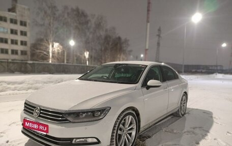 Volkswagen Passat B8 рестайлинг, 2015 год, 1 600 000 рублей, 2 фотография