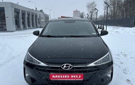 Hyundai Elantra VI рестайлинг, 2019 год, 1 180 000 рублей, 2 фотография