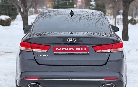 KIA Optima IV, 2018 год, 1 750 000 рублей, 5 фотография