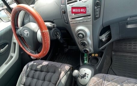Toyota Yaris III рестайлинг, 2008 год, 650 000 рублей, 6 фотография
