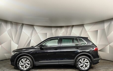 Volkswagen Tiguan II, 2021 год, 3 300 000 рублей, 5 фотография
