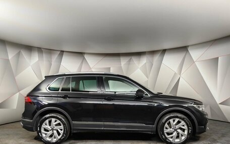 Volkswagen Tiguan II, 2021 год, 3 300 000 рублей, 6 фотография
