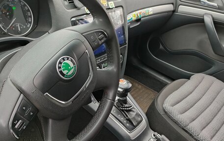 Skoda Octavia, 2011 год, 800 000 рублей, 9 фотография