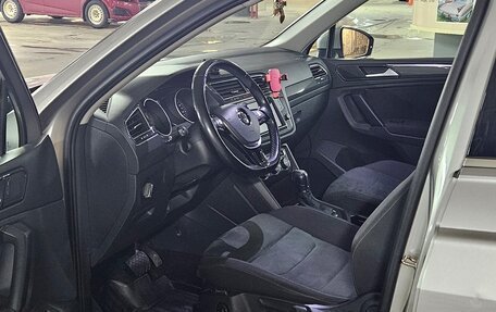 Volkswagen Tiguan II, 2017 год, 2 250 000 рублей, 11 фотография