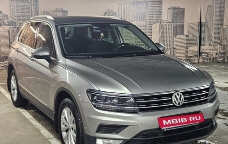 Volkswagen Tiguan II, 2017 год, 2 250 000 рублей, 2 фотография