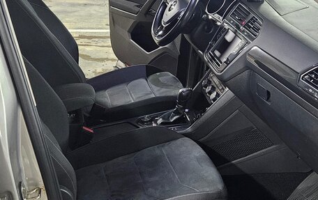 Volkswagen Tiguan II, 2017 год, 2 250 000 рублей, 28 фотография