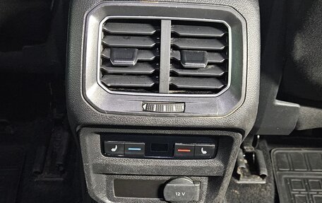 Volkswagen Tiguan II, 2017 год, 2 250 000 рублей, 34 фотография