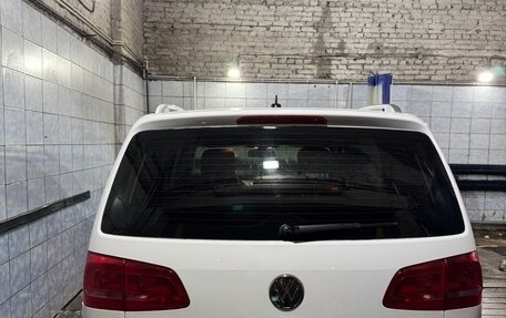Volkswagen Touran III, 2013 год, 1 300 000 рублей, 3 фотография