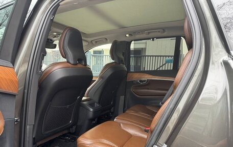 Volvo XC90 II рестайлинг, 2018 год, 3 599 000 рублей, 14 фотография