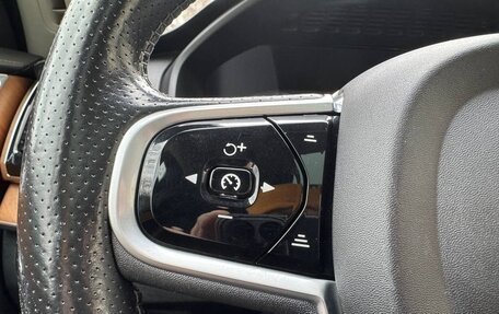 Volvo XC90 II рестайлинг, 2018 год, 3 599 000 рублей, 23 фотография