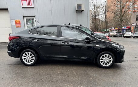 Hyundai Solaris II рестайлинг, 2021 год, 1 655 000 рублей, 4 фотография