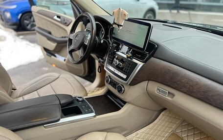 Mercedes-Benz GL-Класс, 2015 год, 3 700 000 рублей, 20 фотография