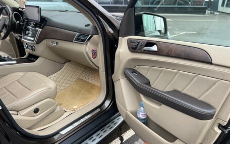 Mercedes-Benz GL-Класс, 2015 год, 3 700 000 рублей, 19 фотография