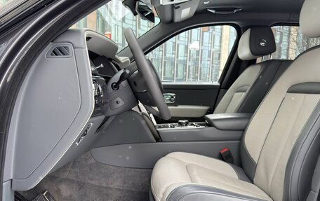 Rolls-Royce Cullinan, 2020 год, 30 400 000 рублей, 19 фотография