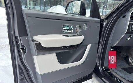 Rolls-Royce Cullinan, 2020 год, 30 400 000 рублей, 17 фотография