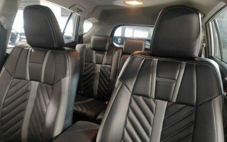 Toyota RAV4, 2016 год, 2 420 000 рублей, 11 фотография